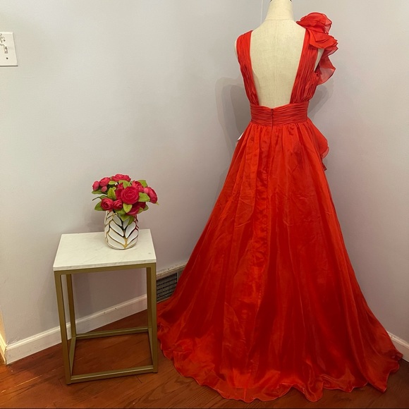 Mac Duggal Ruffle Detail Ruched Cherry Red Chiffon Ballgown Size 4 New With Tag - Picture 12 of 16
